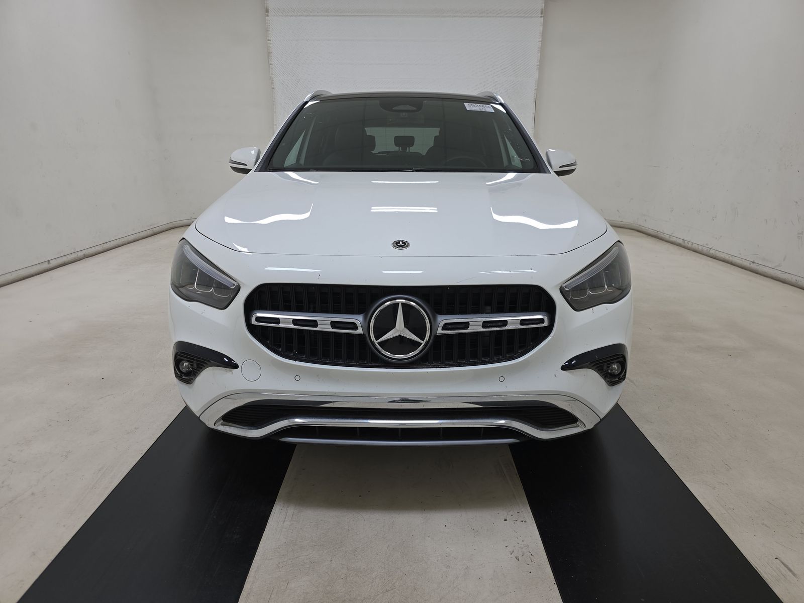 Mercedes-Benz GLA 250 2025 — photo 2