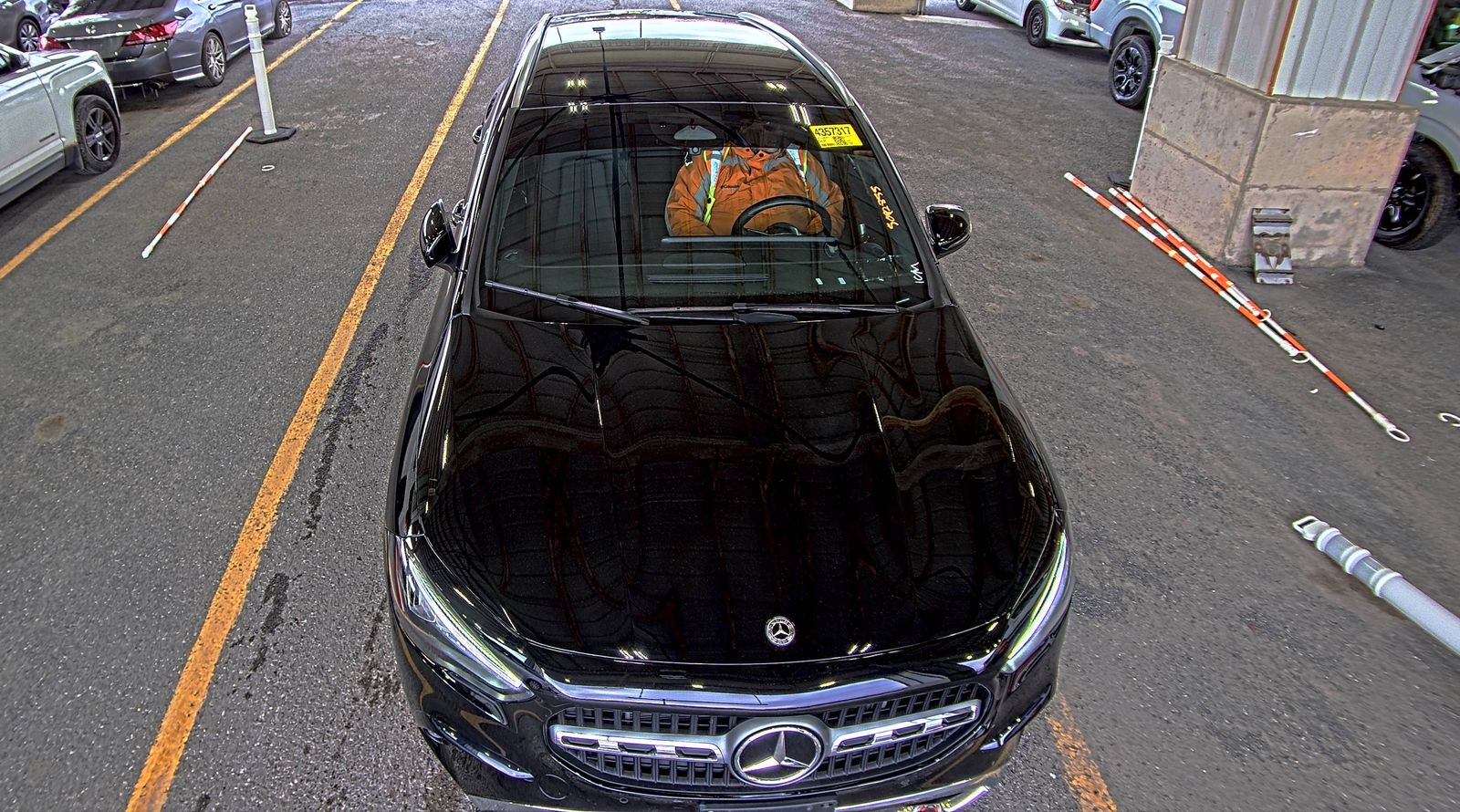 Mercedes-Benz GLA 250 2025 — photo 2