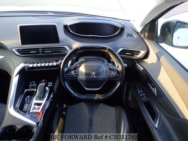 Peugeot 3008 2018 — photo 2