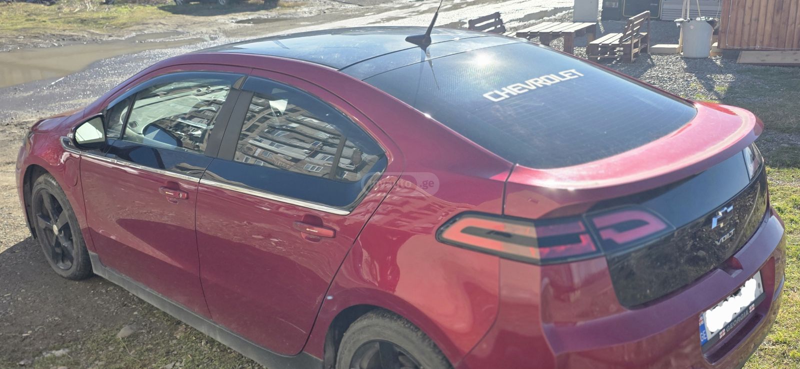 Chevrolet Volt 2011 — photo 2