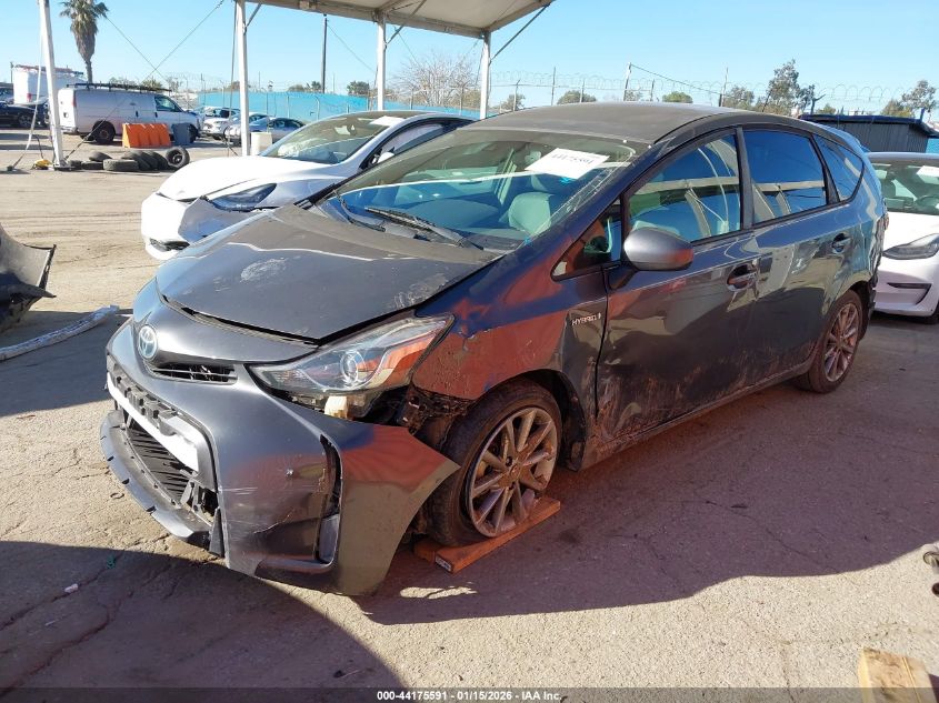 Toyota Prius 2015 — photo 2