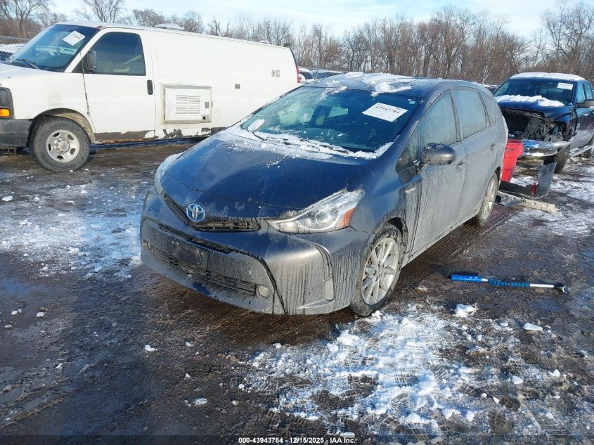 Toyota Prius 2015 — photo 2