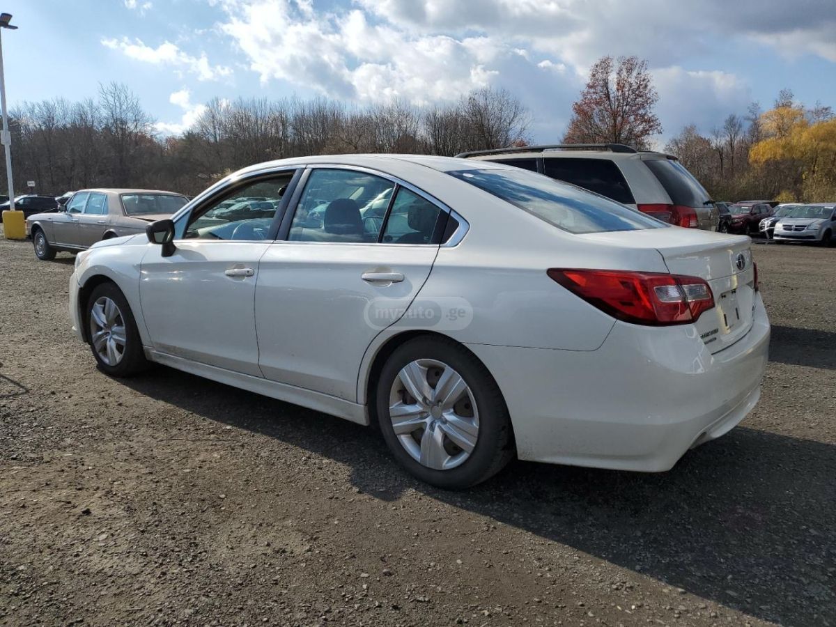 Subaru Legacy 2016 — photo 2
