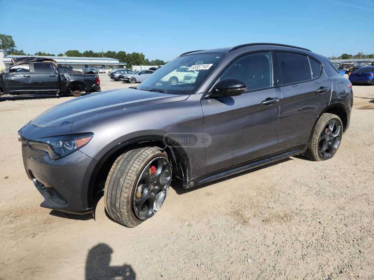 Alfa Romeo Stelvio