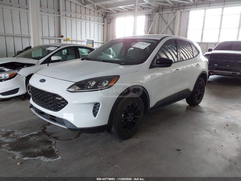 Ford Escape 2020 — photo 2