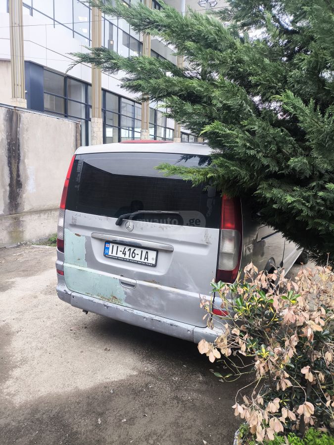 Mercedes-Benz Viano 2005 — photo 2