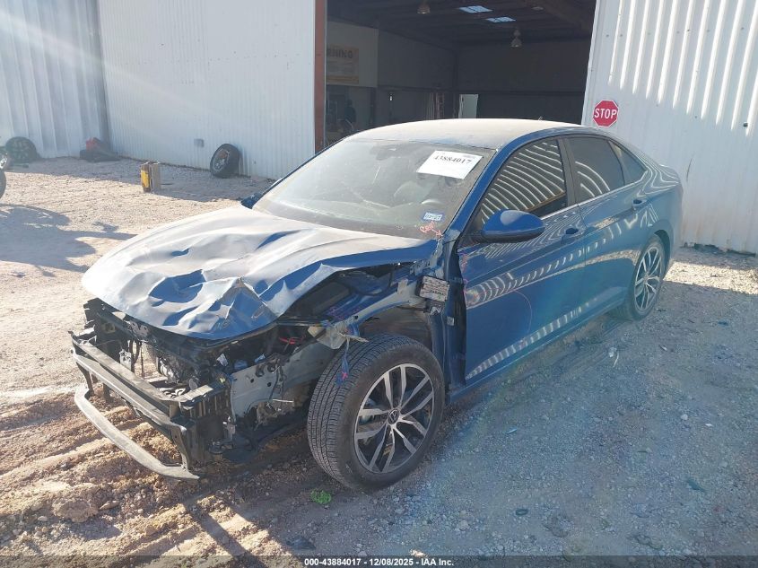 Volkswagen Jetta 2025 — photo 2