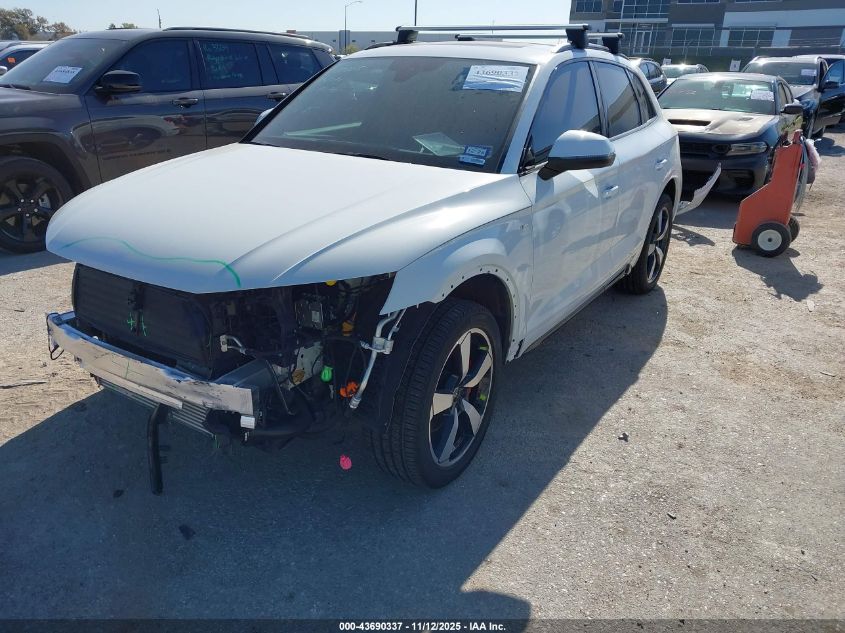 Audi Q5 2024 — photo 2