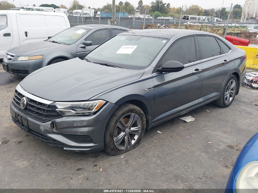 Volkswagen Jetta 2019 — photo 2