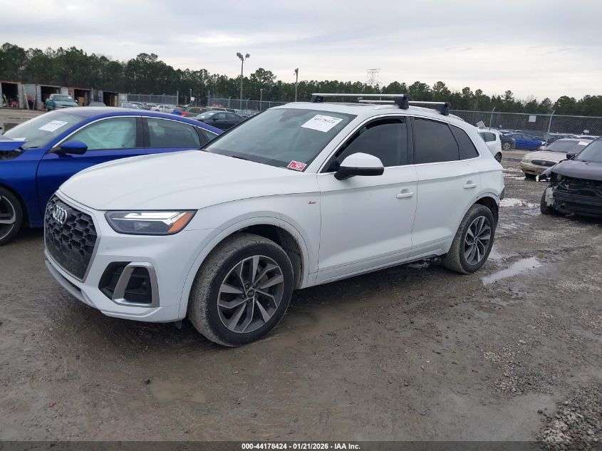 Audi Q5 2023 — photo 2