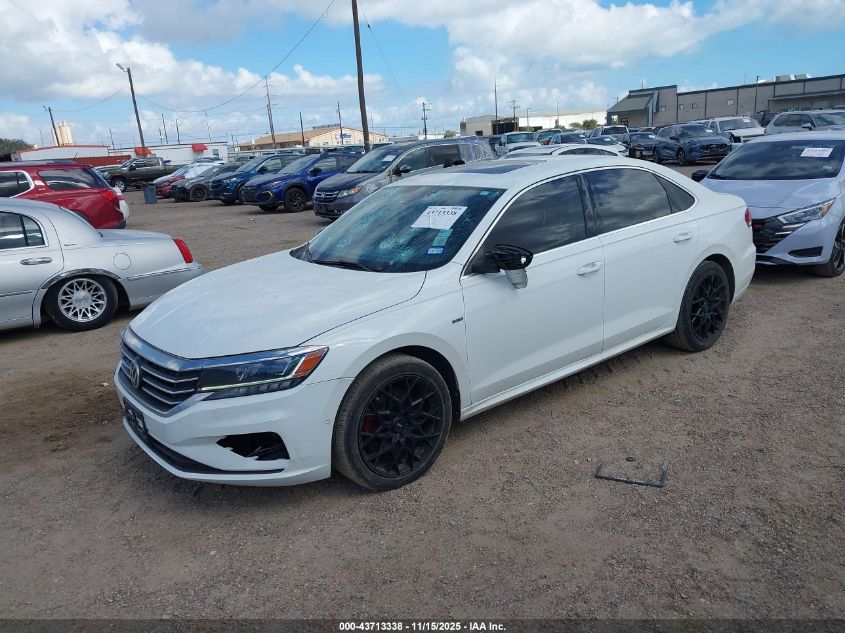 Volkswagen Passat 2022 — photo 2