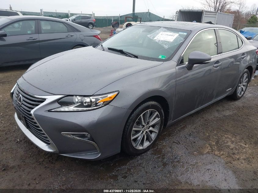 Lexus ES 300 2016 — photo 2