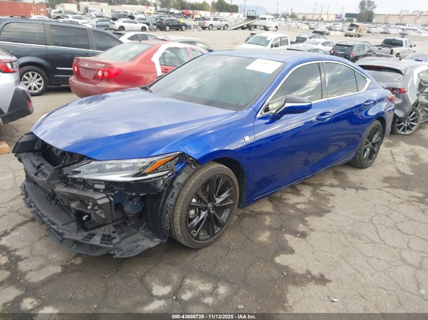 Lexus ES 300 2023 — photo 2