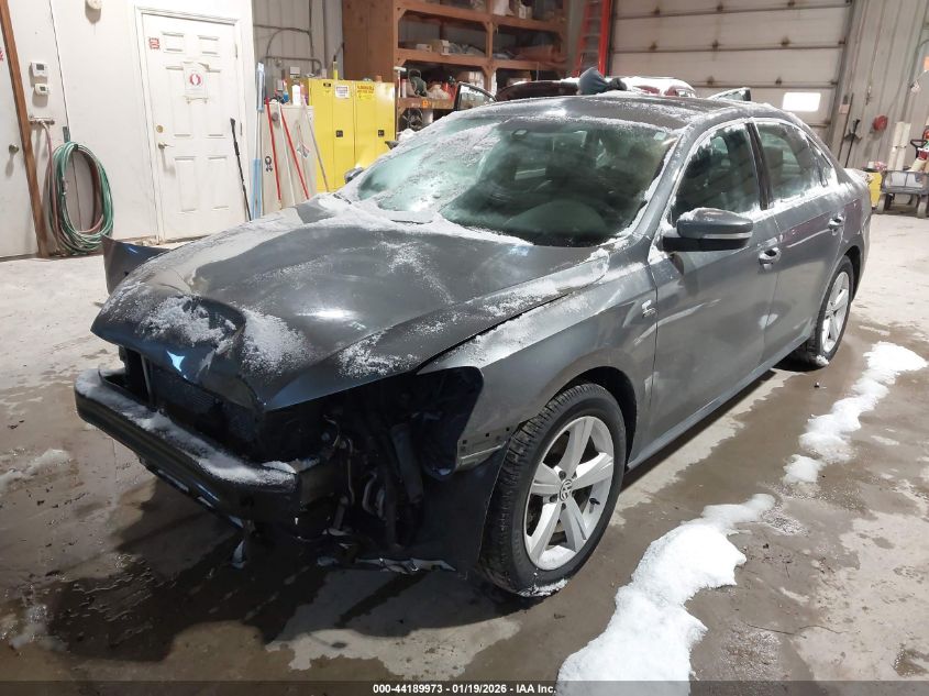Volkswagen Passat 2015 — photo 2