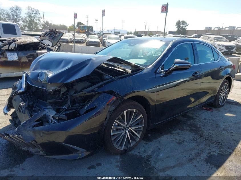 Lexus ES 300 2023 — photo 2