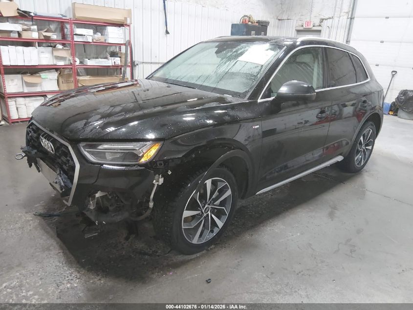 Audi Q5 2023 — photo 2