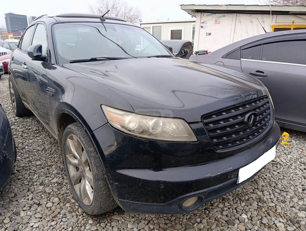 Infiniti FX35 2003 — photo 2