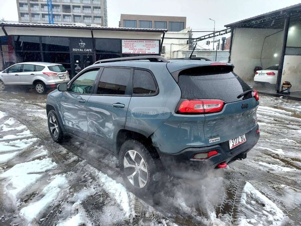 Jeep Cherokee 2014 — photo 2