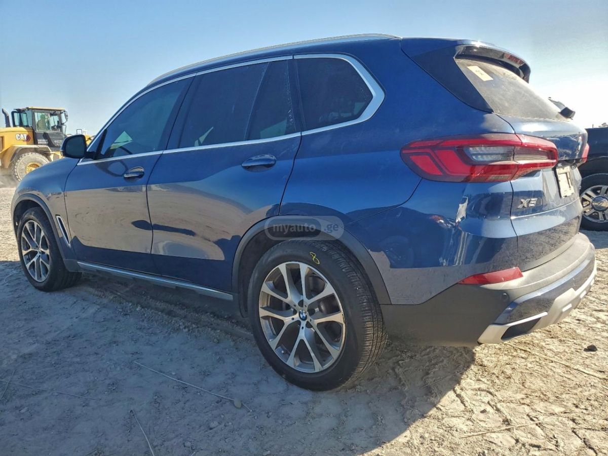 BMW X5 2020 — photo 2