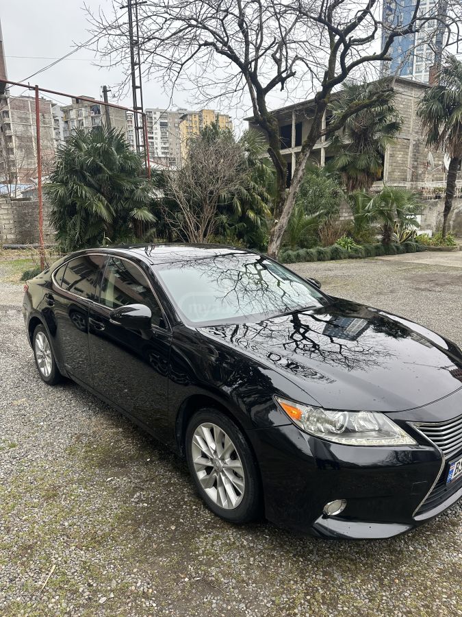 Lexus ES 300 2014 — photo 2