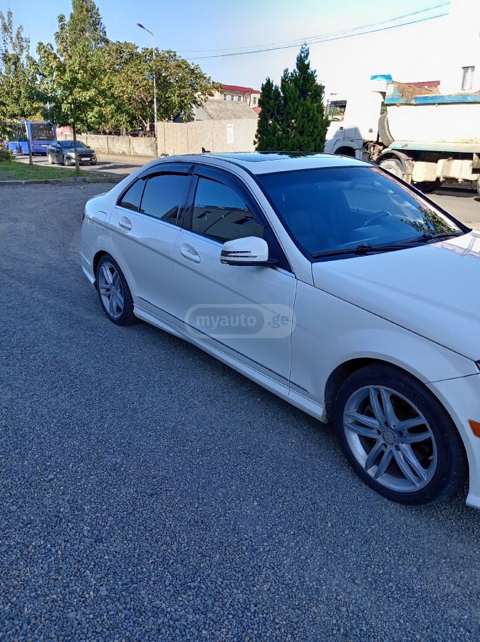 Mercedes-Benz C 250 2013 — photo 2