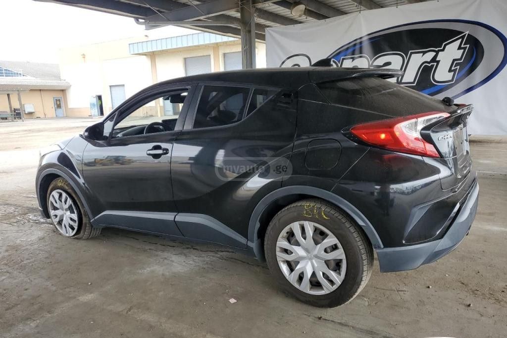 Toyota CHR 2019 — photo 2