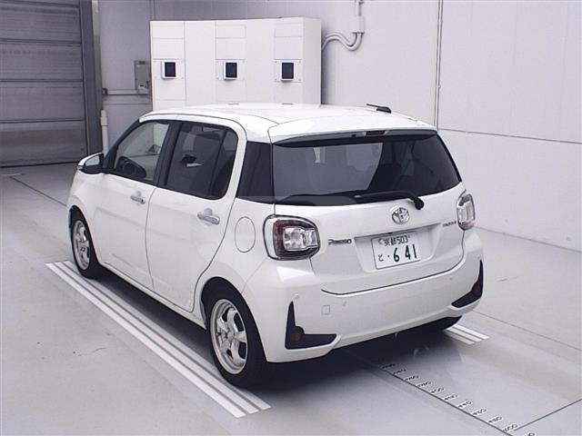 Toyota Passo 2022 — photo 2