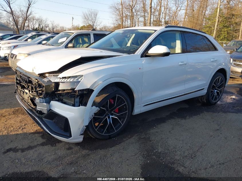 Audi Q8 2023 — photo 2
