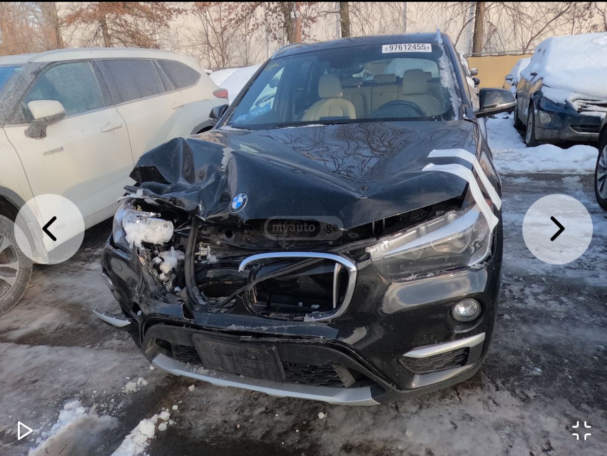 BMW X1 2018 — photo 2