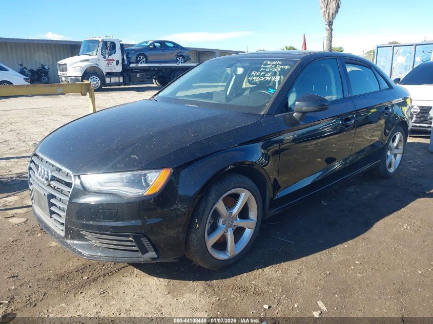 Audi A3 2015 — photo 2