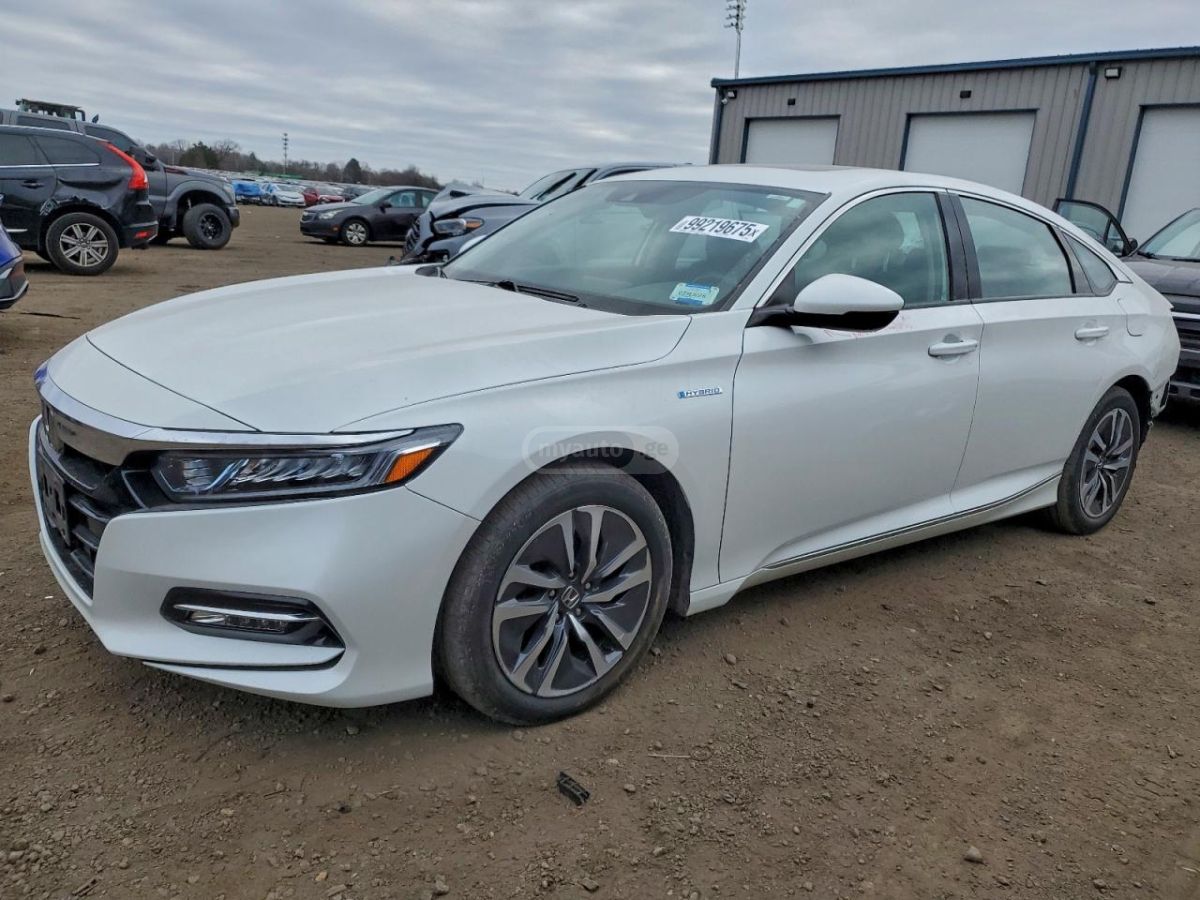 Honda Accord 2018 — photo 2