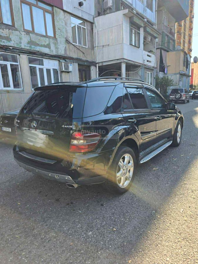 Mercedes-Benz ML 350 2007 — photo 2