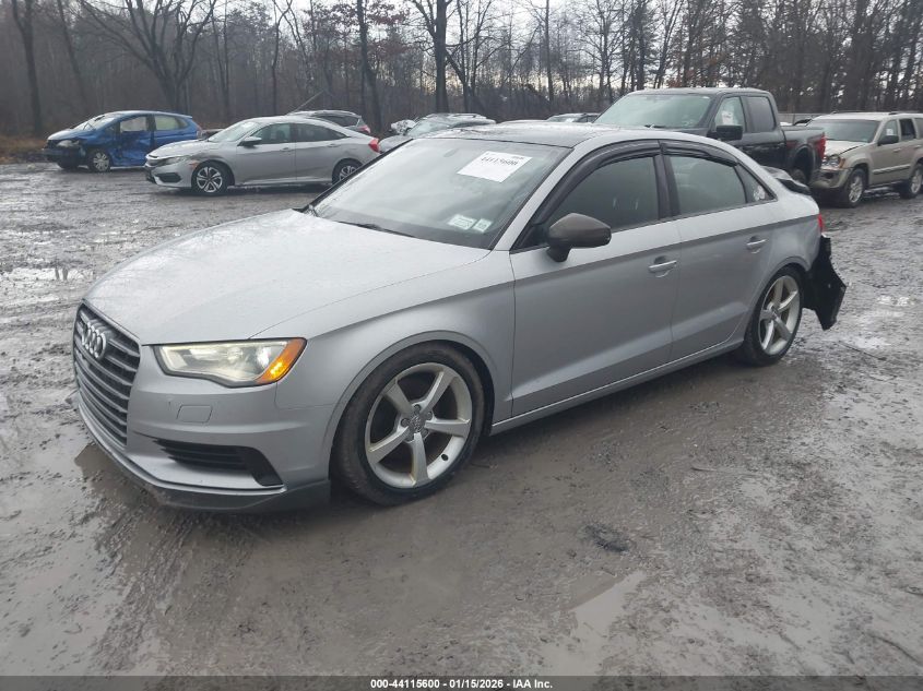 Audi A3 2015 — photo 2