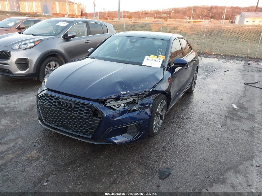 Audi A3 2022 — photo 2