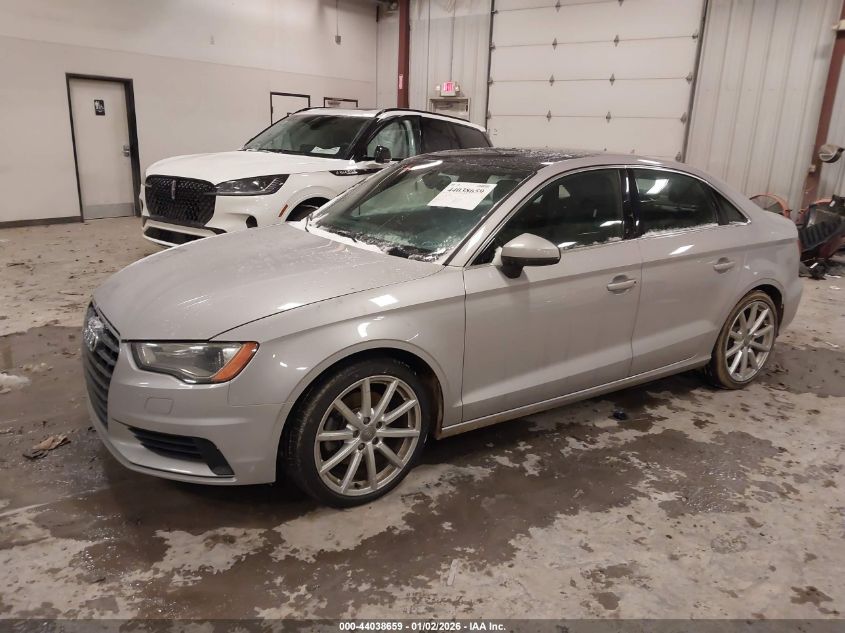 Audi A3 2015 — photo 2