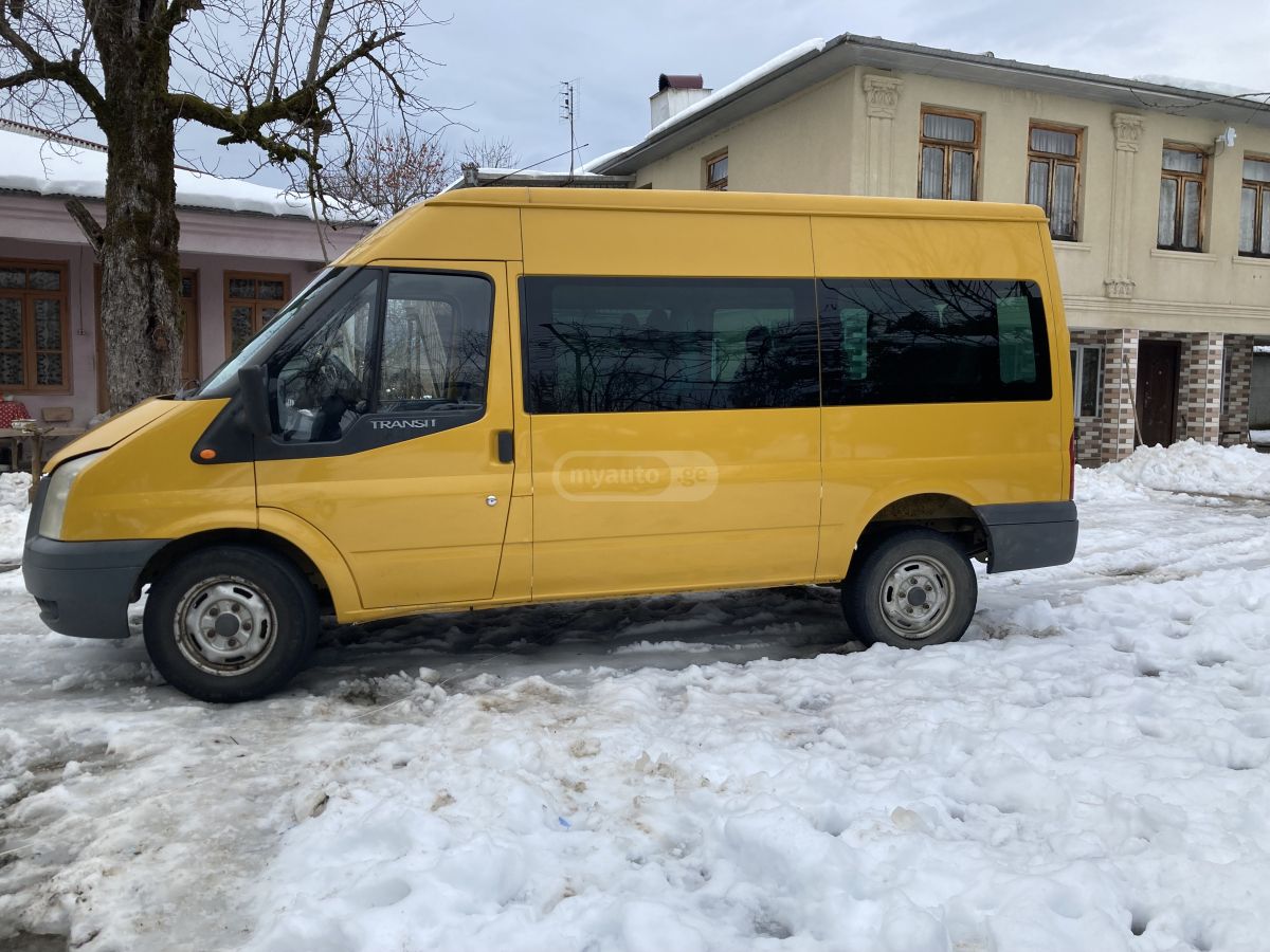 Ford Transit 2007 — photo 2