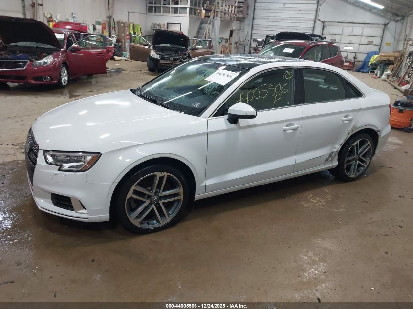 Audi A3 2019 — photo 2