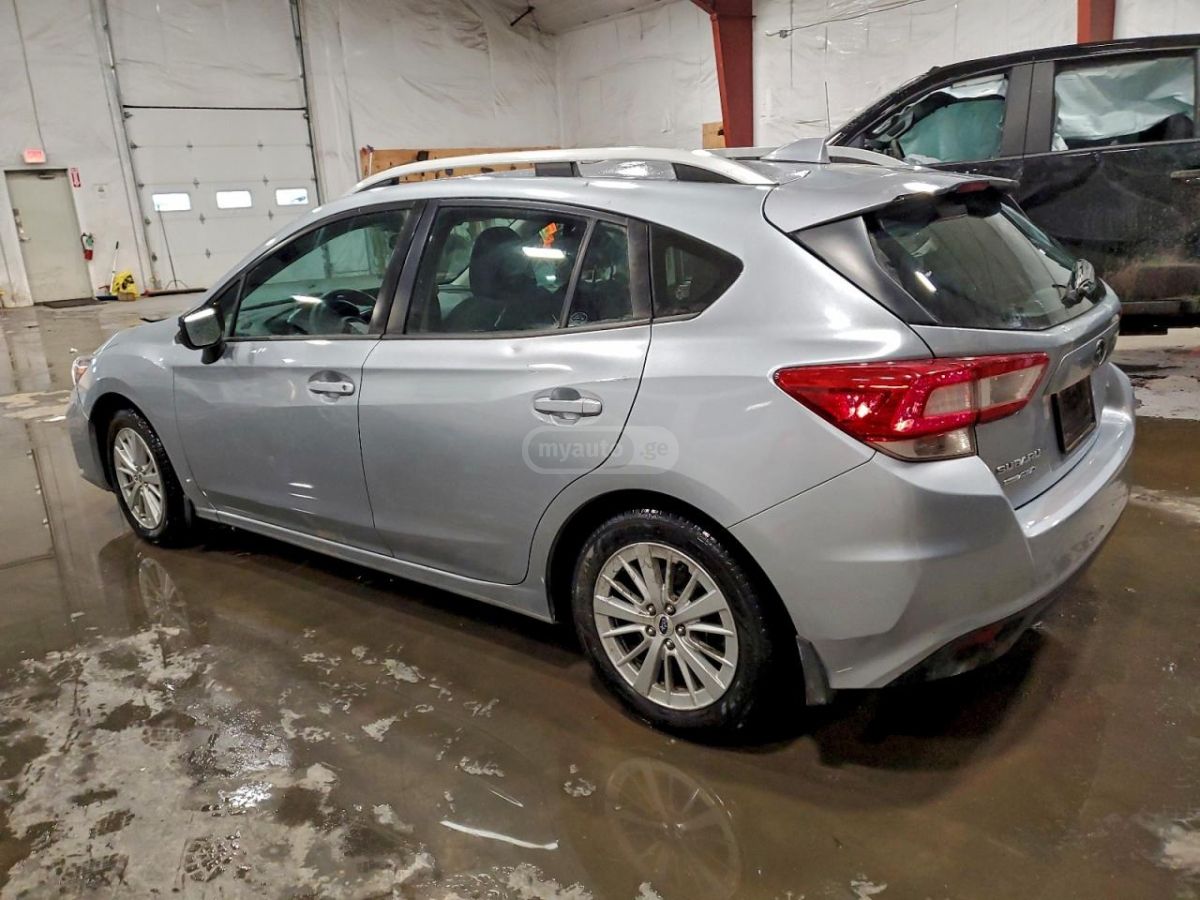 Subaru Impreza 2017 — photo 2