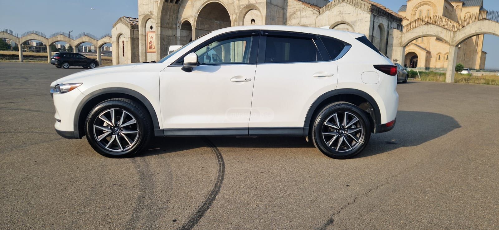 Mazda CX-5 2018 — photo 2