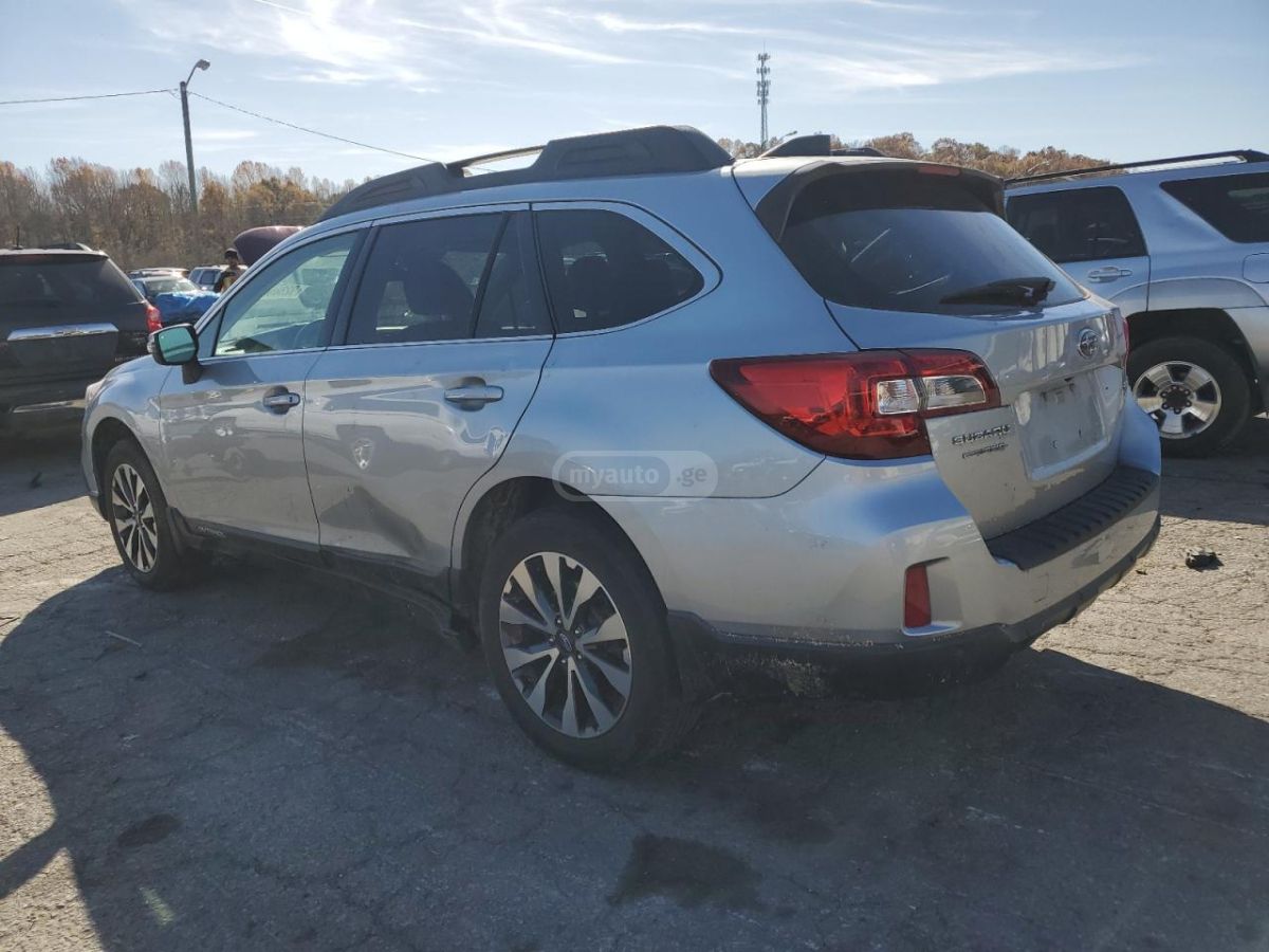 Subaru Outback 2017 — photo 2