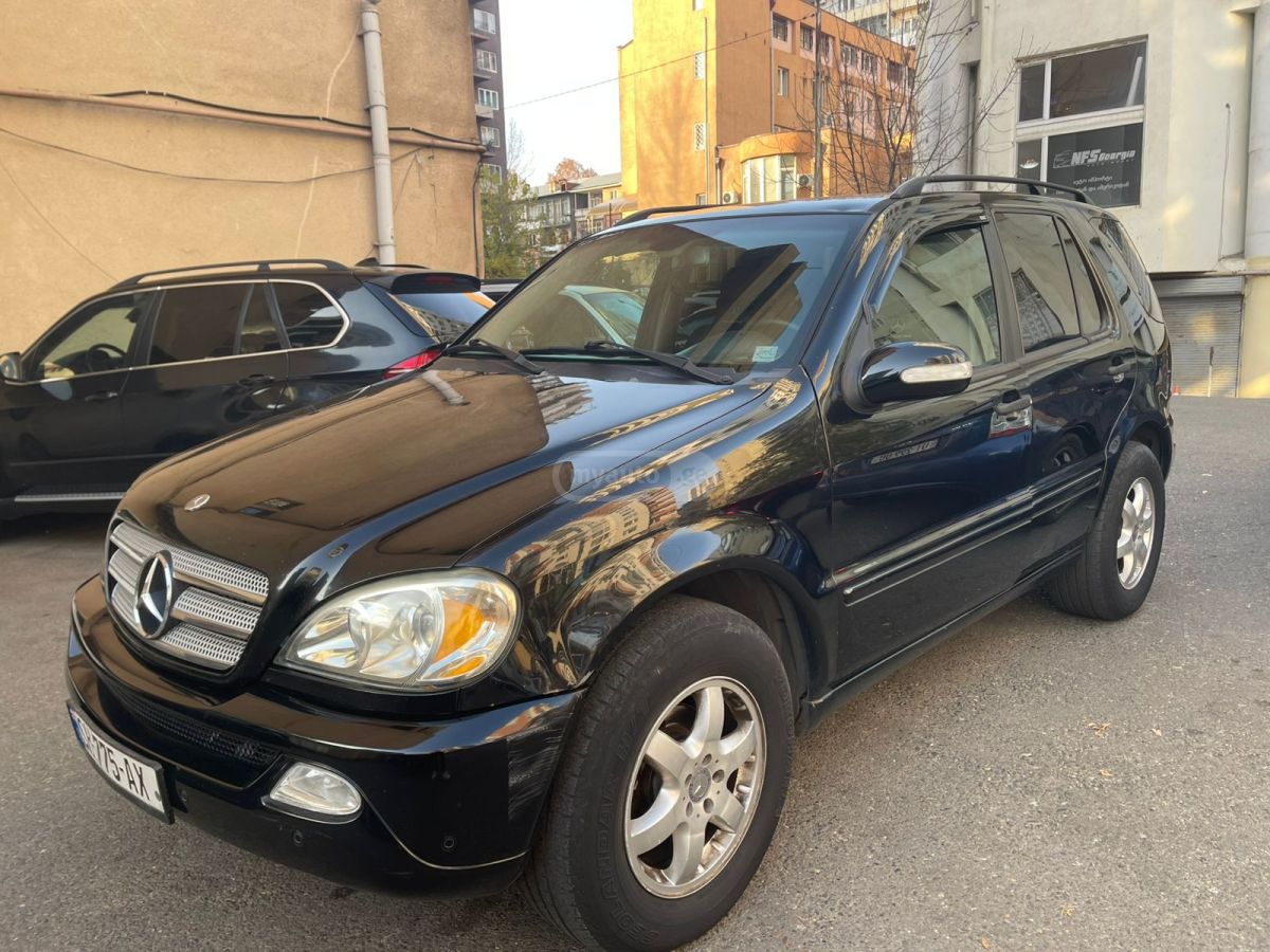 Mercedes-Benz ML 320 2003 — photo 2