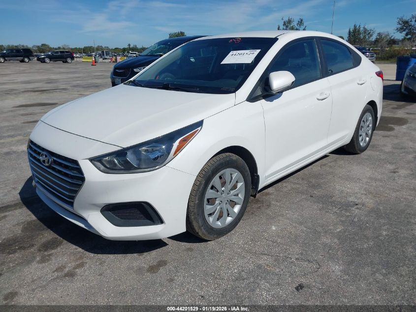 Hyundai Accent 2022 — photo 2