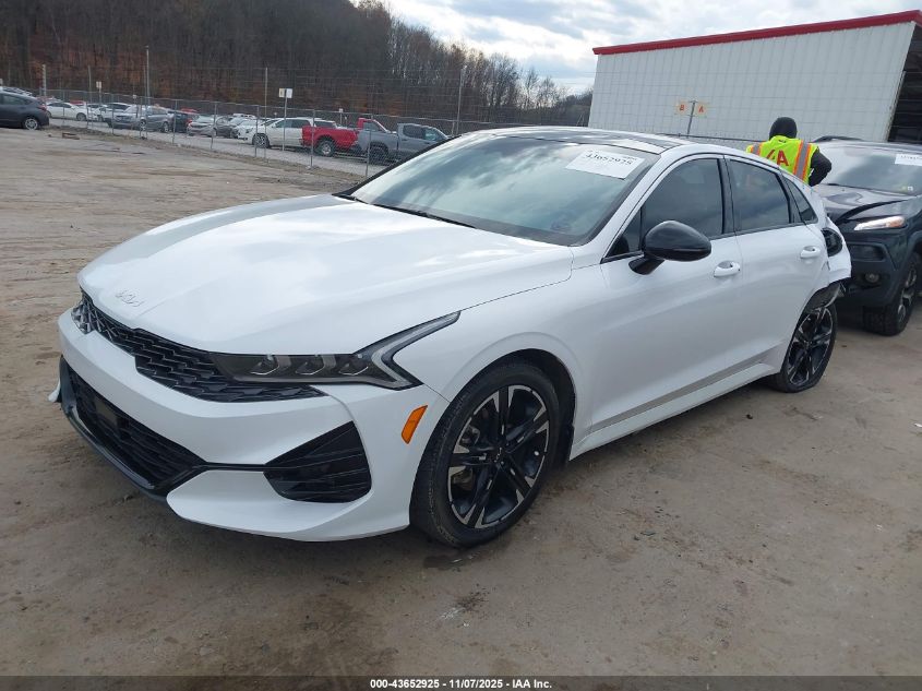 Kia K5 2023 — photo 2