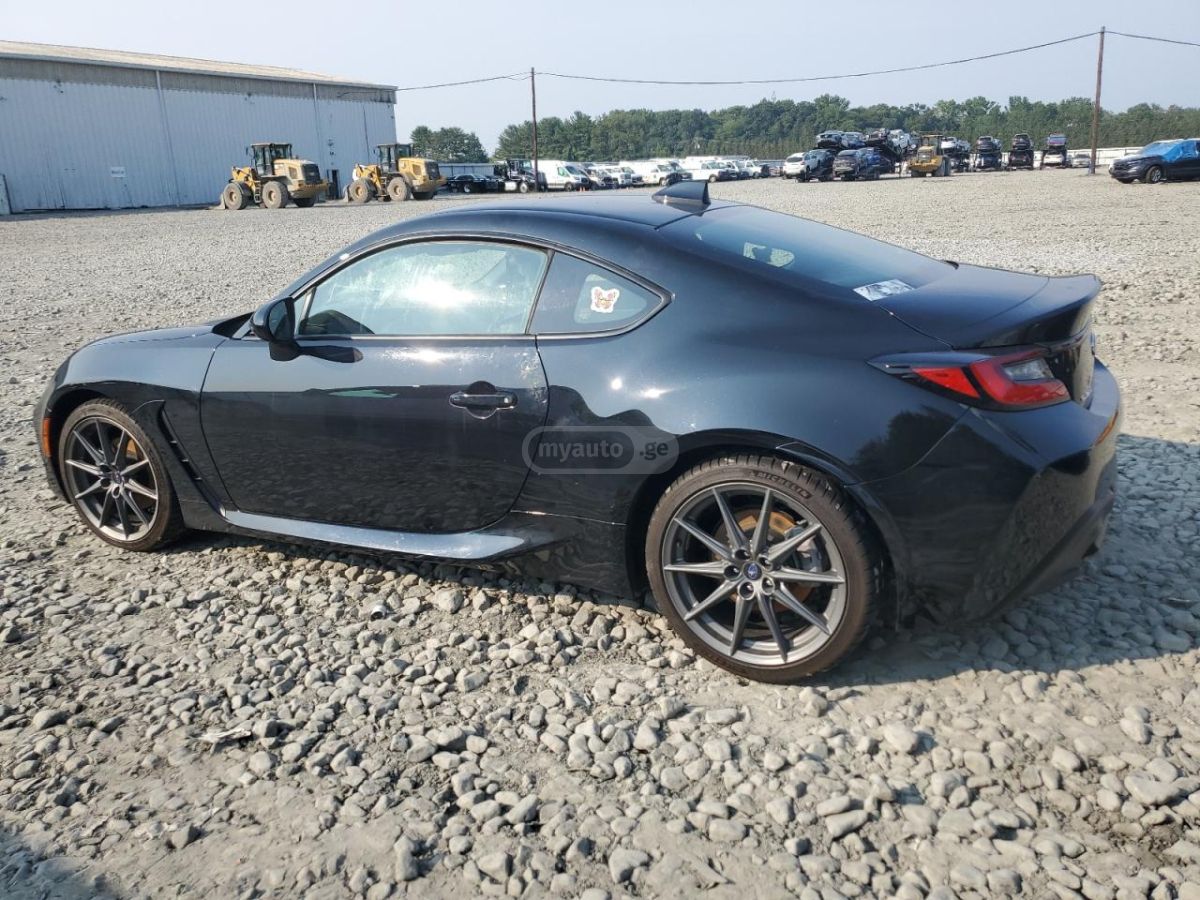 Subaru BRZ 2023 — photo 2