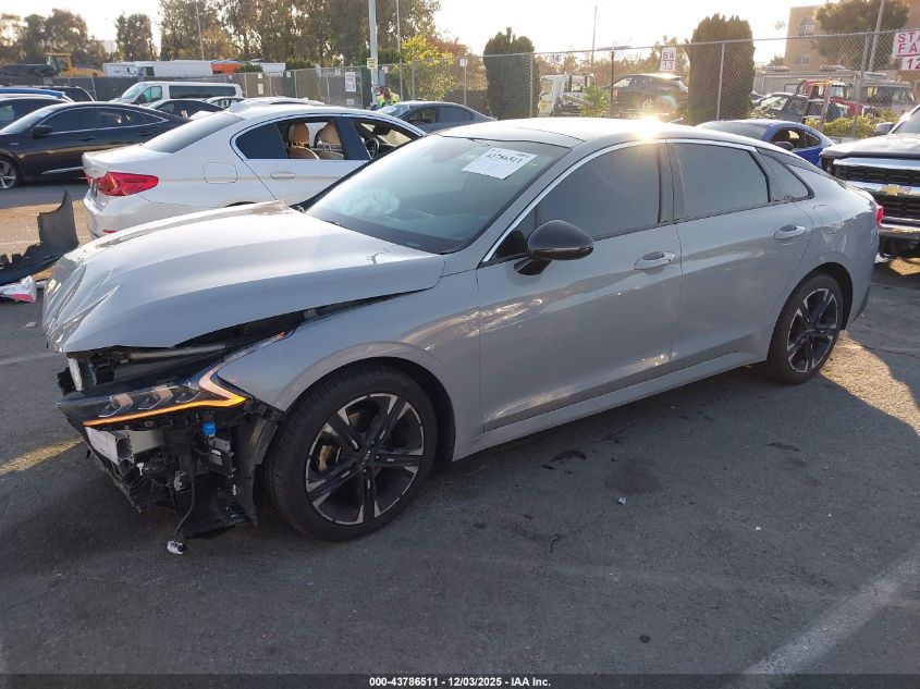 Kia K5 2023 — photo 2