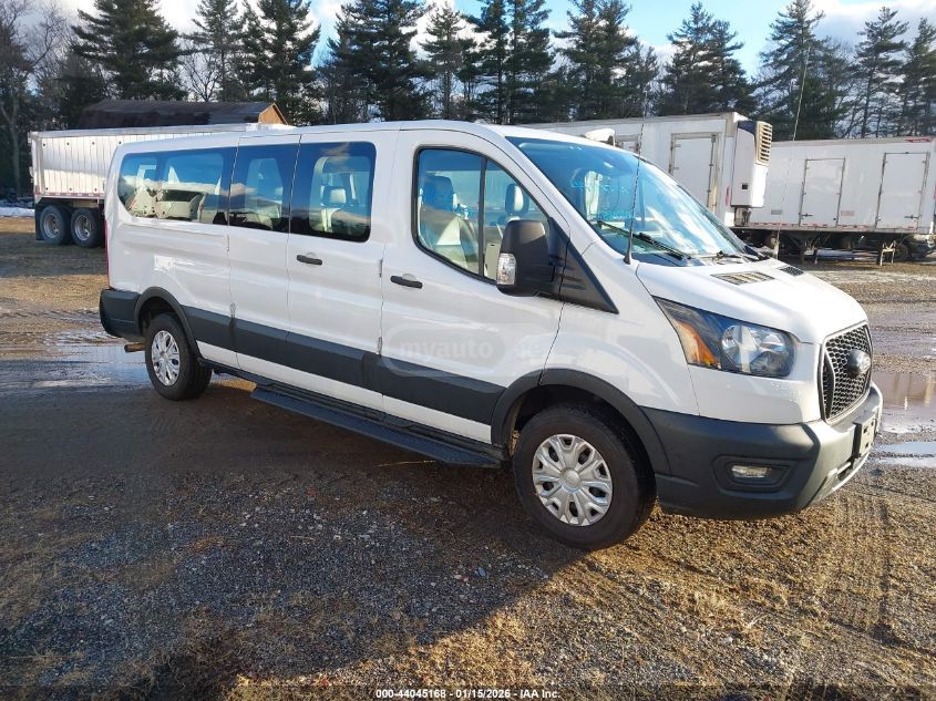 Ford Transit Connect 2022 — photo 2