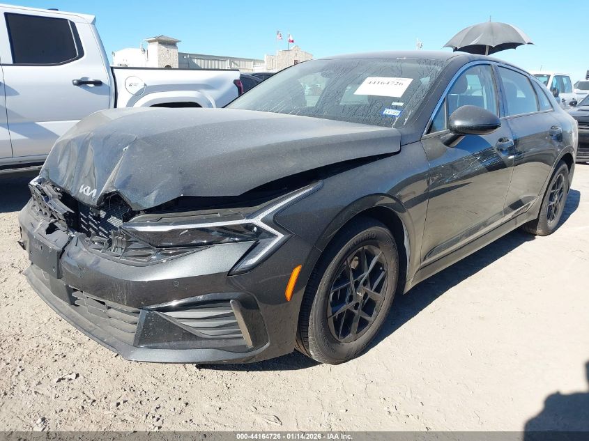 Kia K5 2026 — photo 2