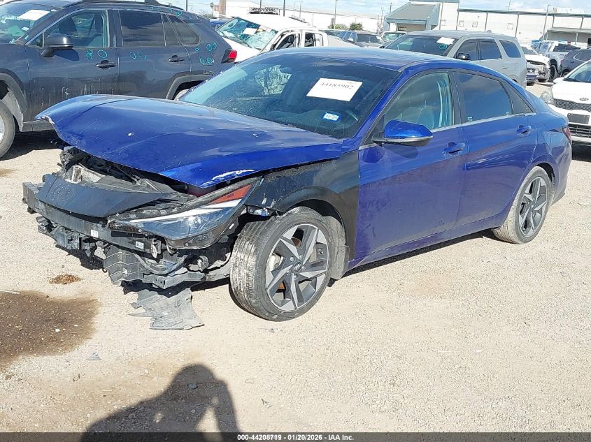 Hyundai Elantra 2022 — photo 2