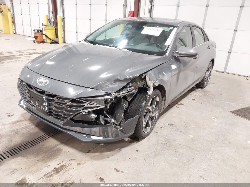Hyundai Elantra 2023 — photo 2