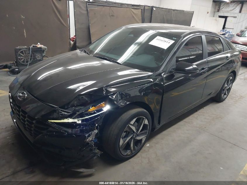 Hyundai Elantra 2023 — photo 2